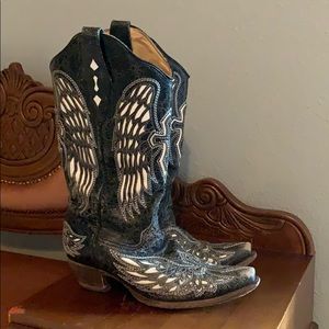Corral boots